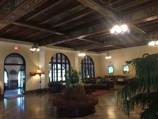 Wakulla lodge interior2.JPG